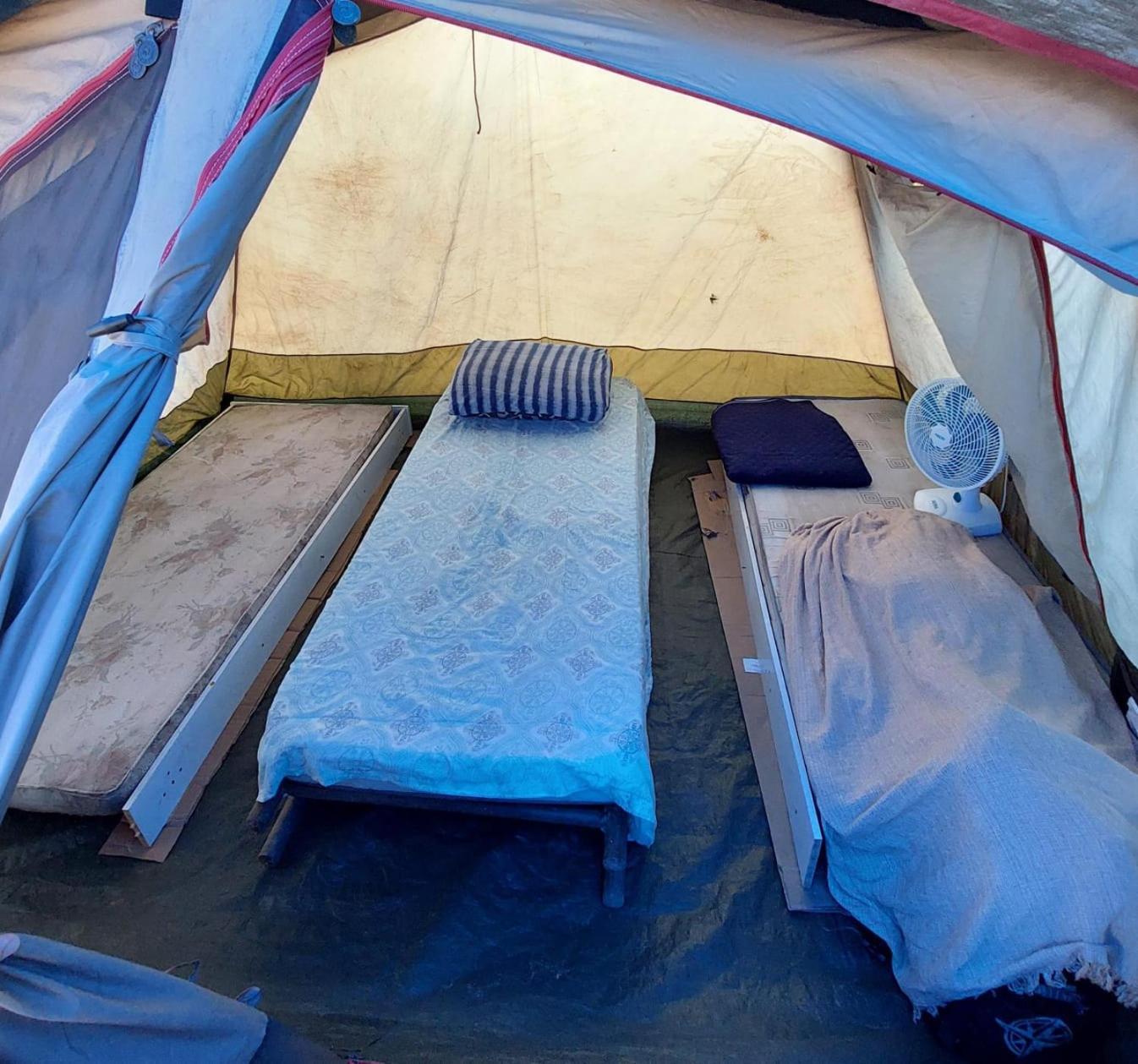 Baque Da Virada - Barraca Com Colchao Acampamento *